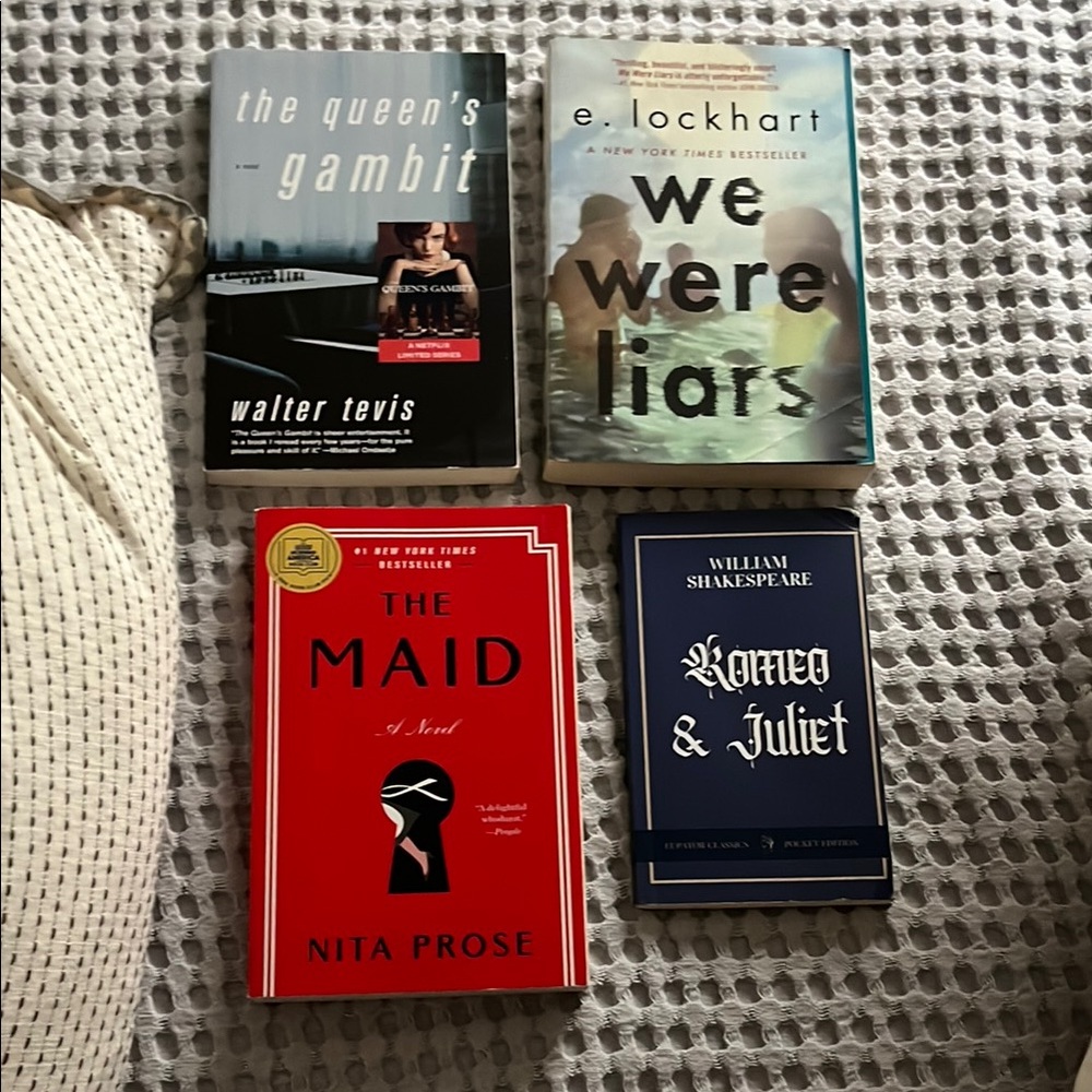 Assorted Book set of 4- (Shakespeare and others)